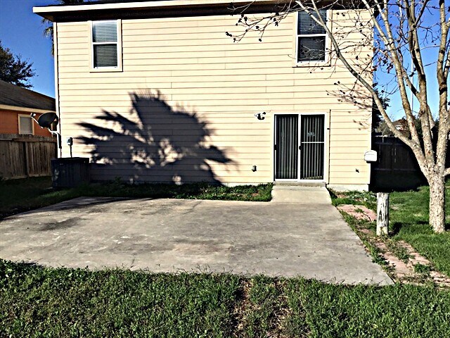 Building Photo - 8802 Mission Mdw