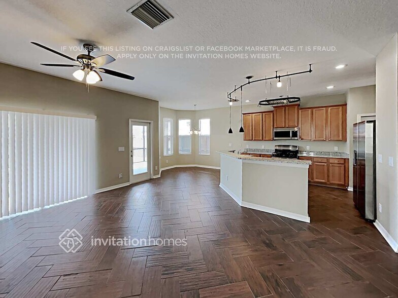 Building Photo - 5232 Clover Mist Dr