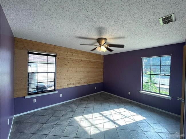 Building Photo - 13 N 41st St