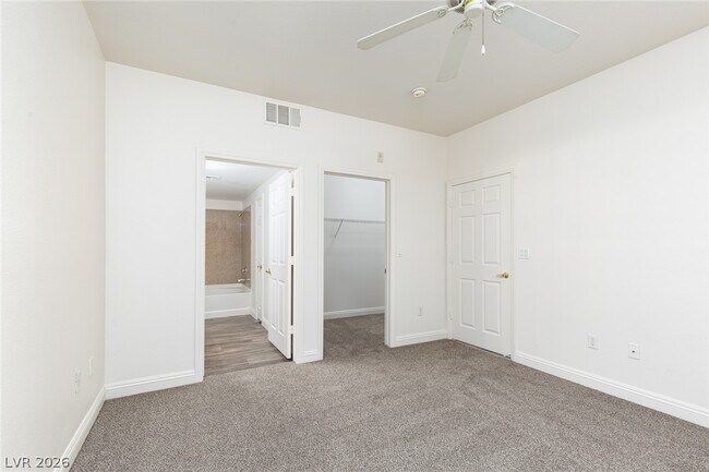 Building Photo - 8000 W Badura Ave