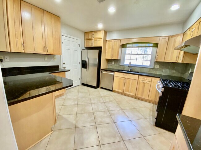 Kitchen with stainless steel appliances - 2160 Heritage Trace Ln