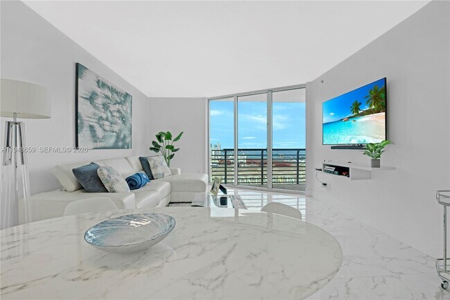 Building Photo - 335 S Biscayne Blvd