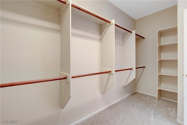 Building Photo - 2407 Balgavies Ct