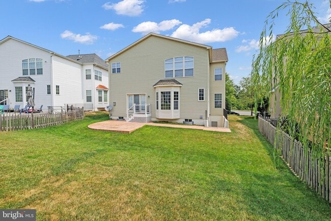 Building Photo - 9036 Woodpecker Ct