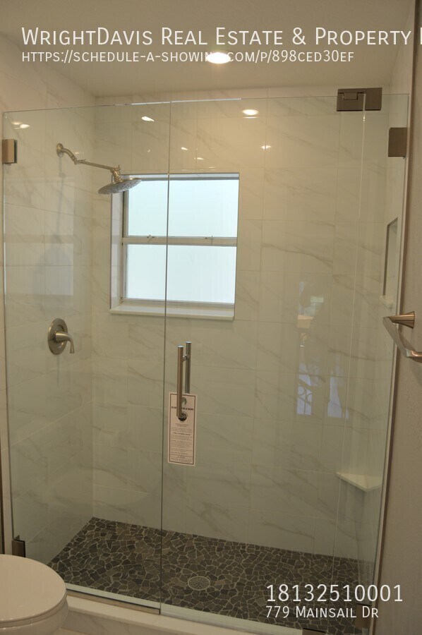 Building Photo - 779 Mainsail Dr