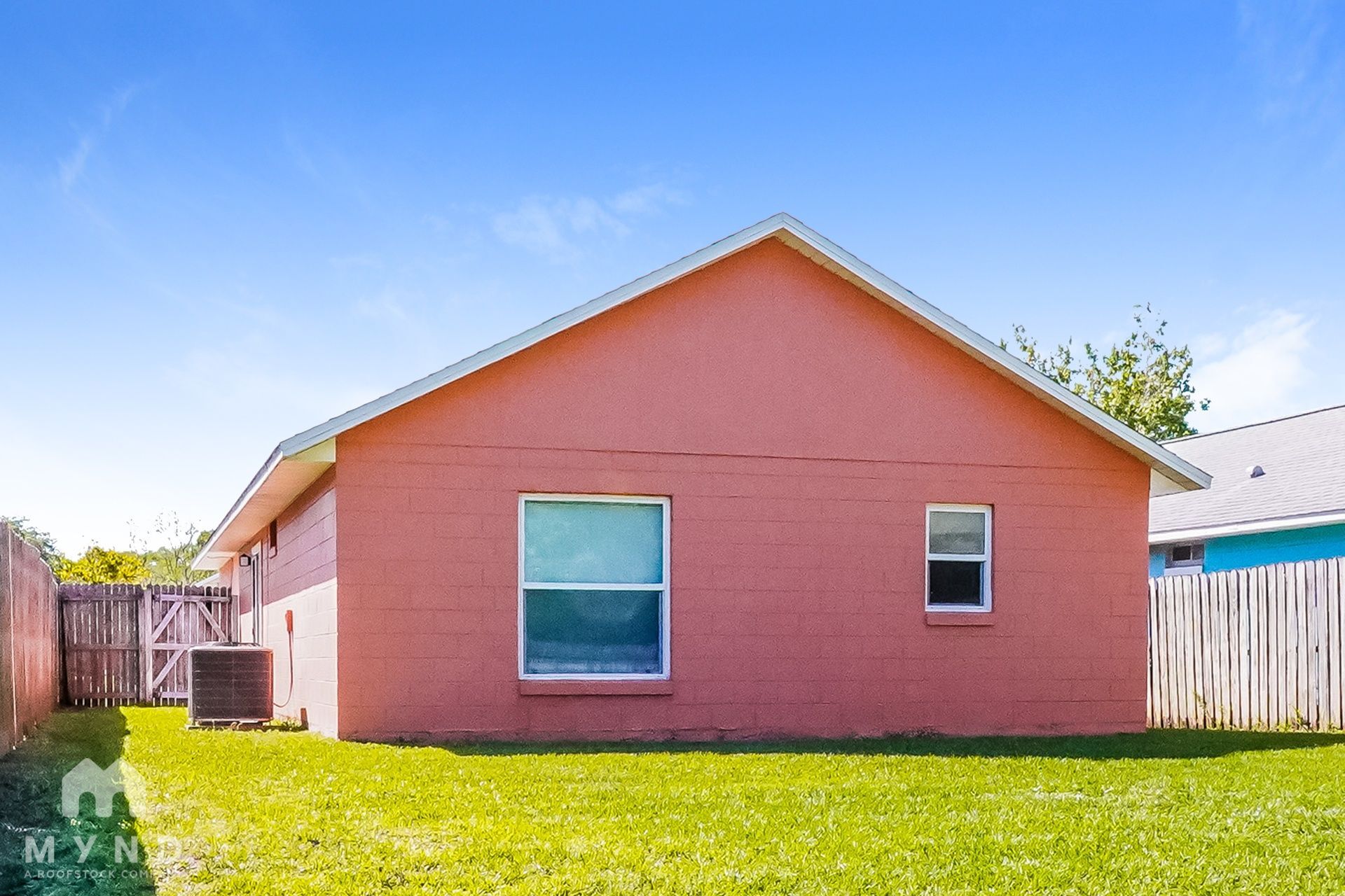 Building Photo - 9591 Lupine Ave