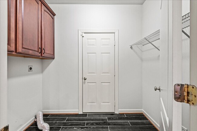 Building Photo - **Charming 3-Bedroom Rambler on 3 Acres in Scenic Stafford** NO HOA