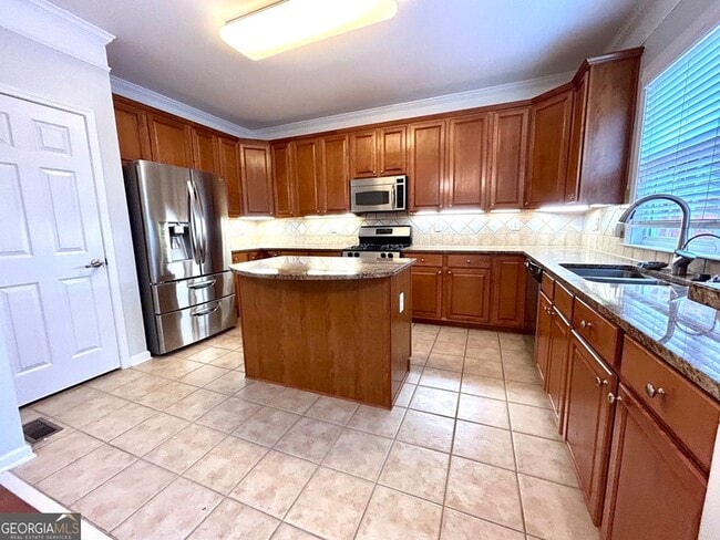 Building Photo - 4692 Wehunt Commons Dr
