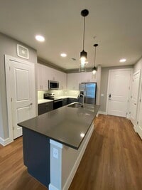 Building Photo - 901 Narwhal Dr
