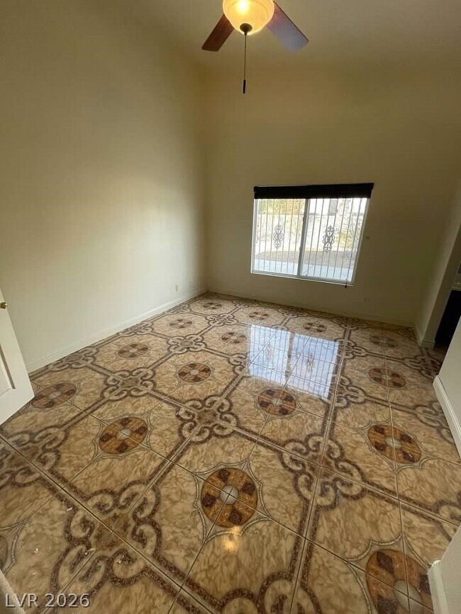 Building Photo - 4406 Cinema Ave