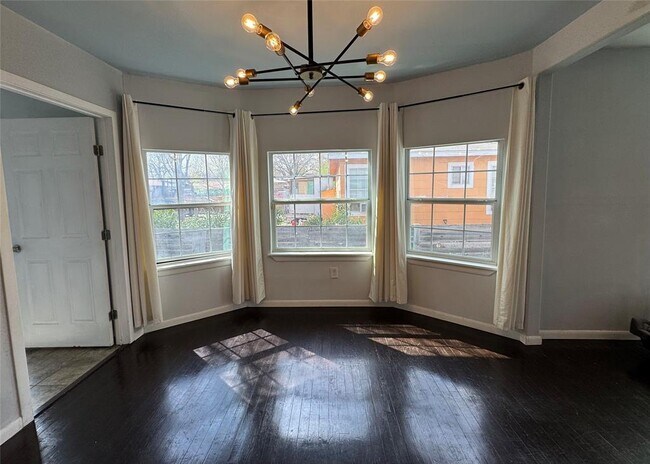 Building Photo - 1402 Mardell St