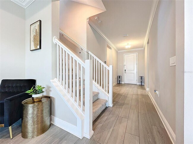 Building Photo - 5559 Trevesta Pl