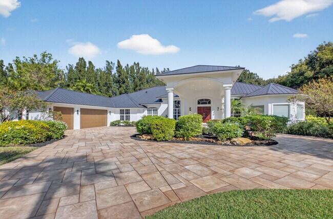 Building Photo - 16164 Bridlewood Cir