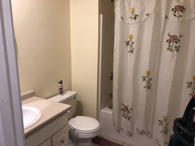 Building Photo - 111 Oxford St