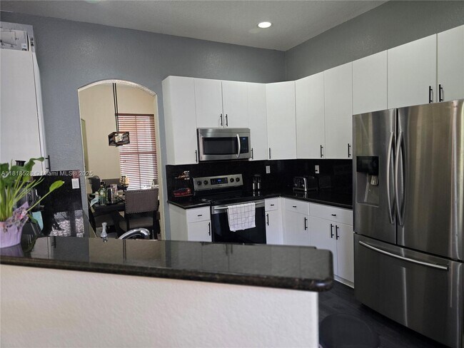 Building Photo - 23843 SW 107th Pl