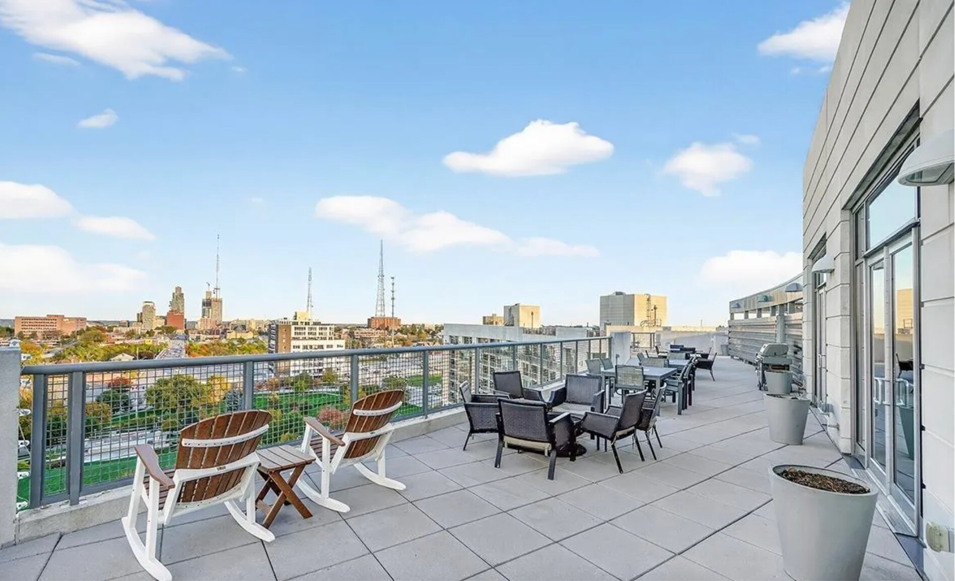 Building Photo - 120 S 31st Ave