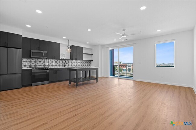 Building Photo - 2165 Gabriels Pl