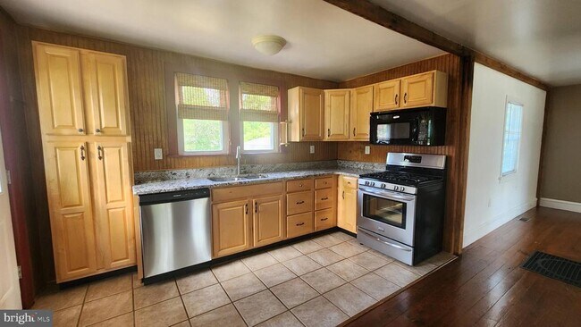 Primary Photo - 1145 Old Swede Rd