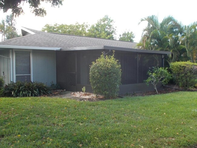Building Photo - 4261 Island Cir