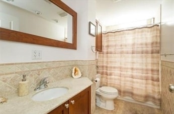 Building Photo - 60 Magnolia Ave