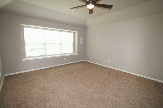 Building Photo - 21011 Blue Topaz Dr