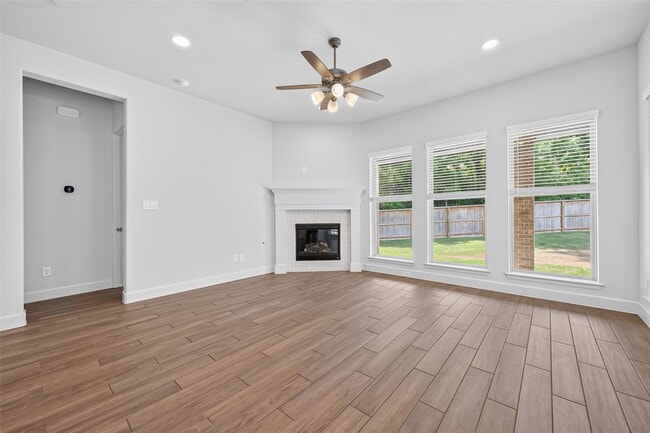 Building Photo - 232 W Netleaf Ct