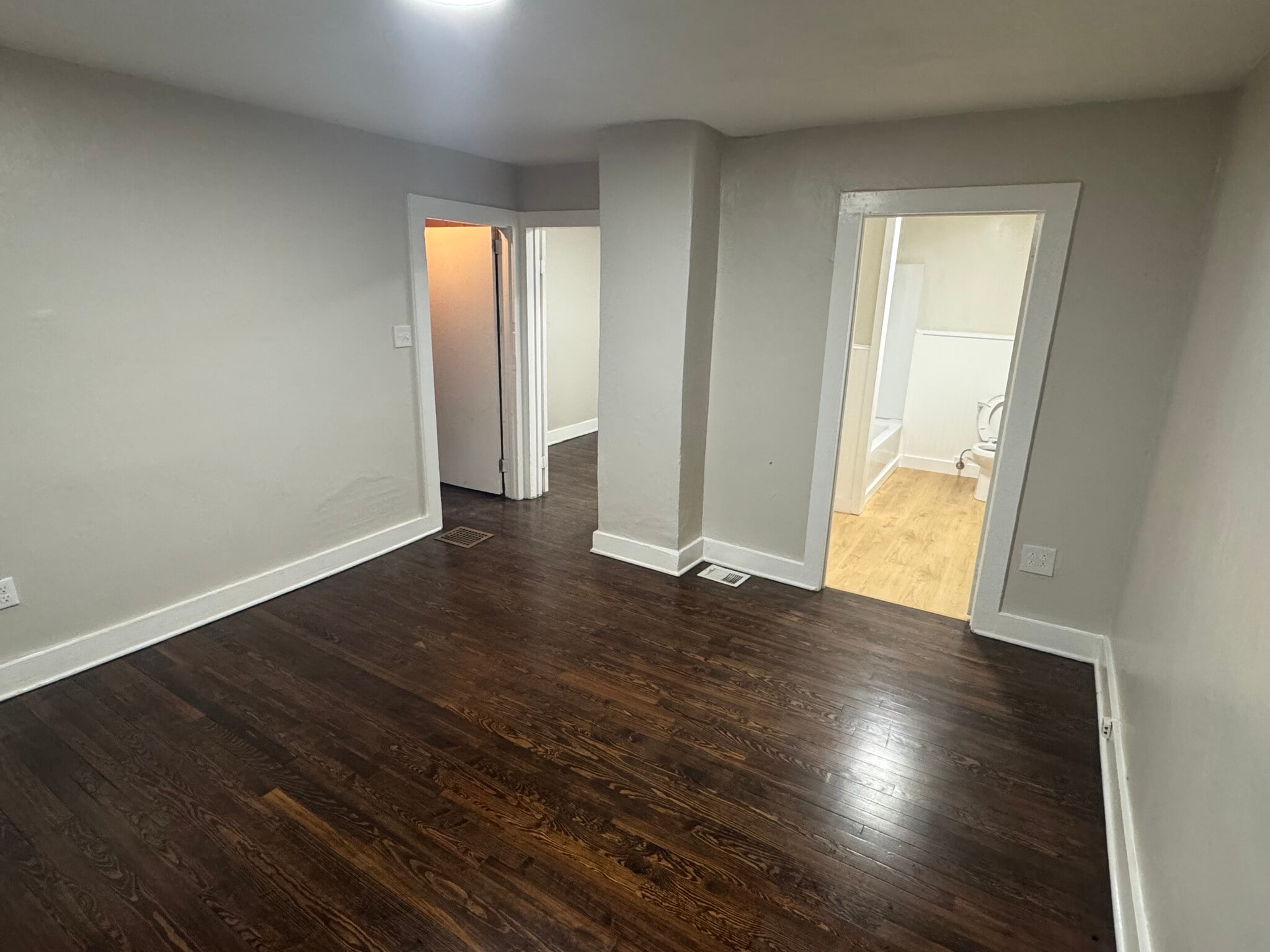 Building Photo - 32 Phelps St