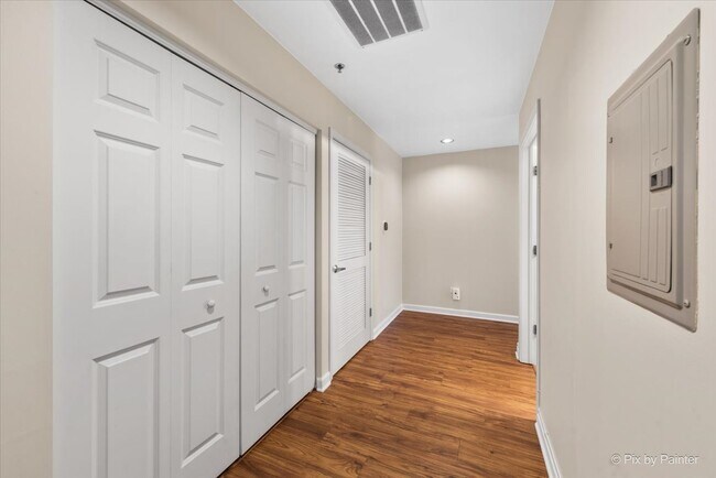 Building Photo - 3450 S Halsted St