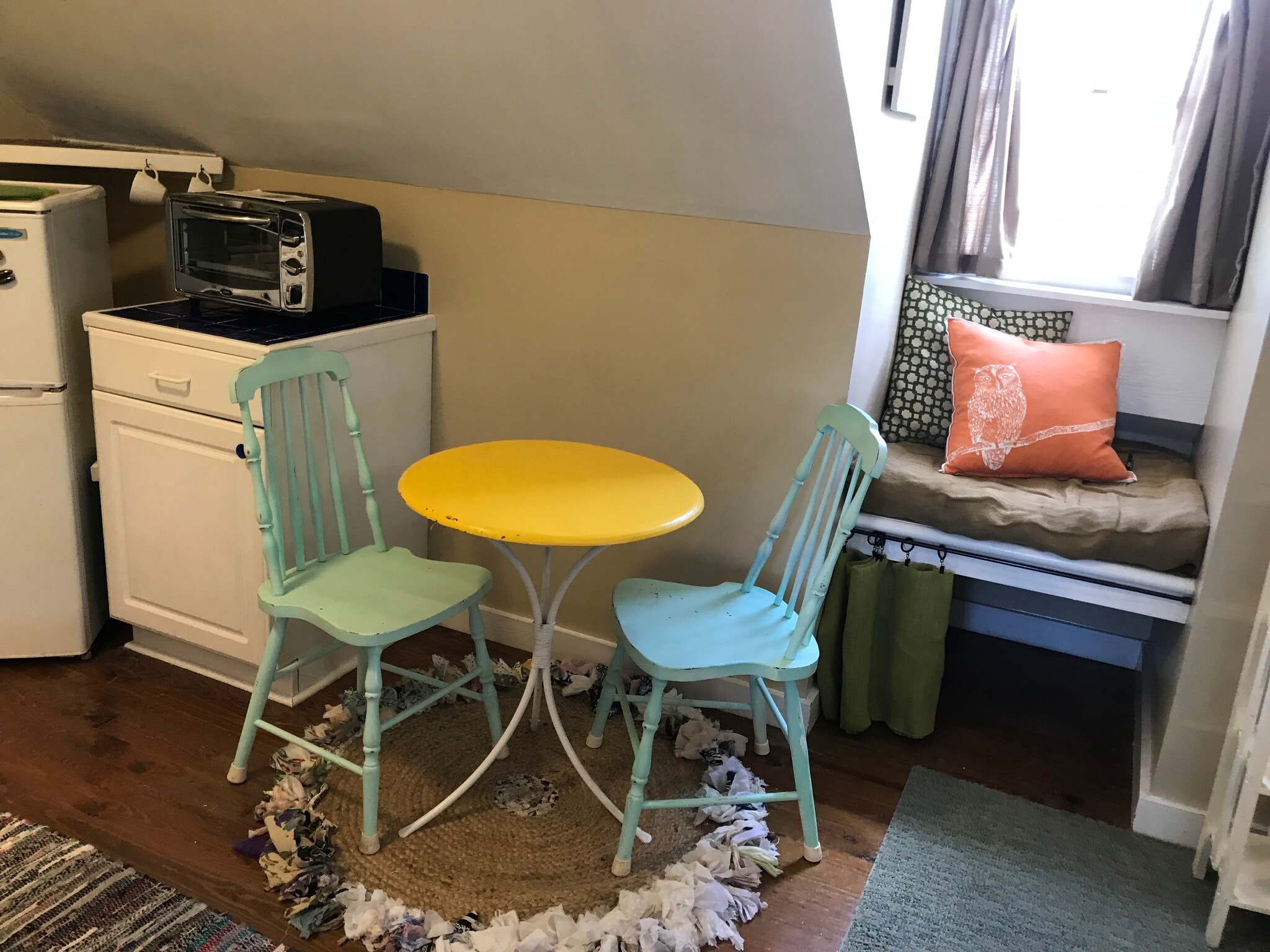 kitchenette - 540 E Taylor St