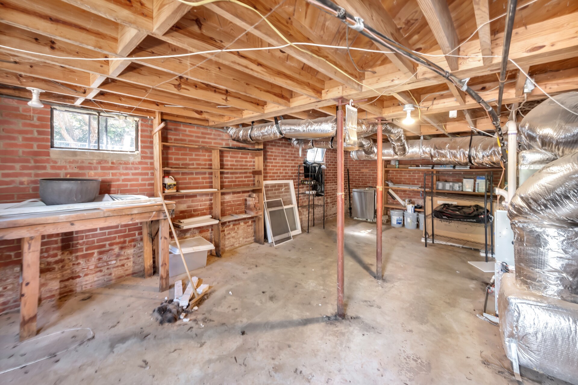 Building Photo - 316 Hillsboro St