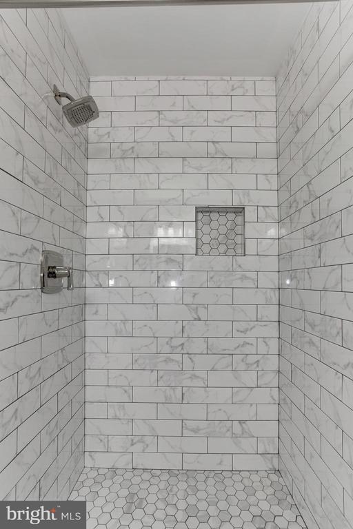 Building Photo - 6564 Trask Terrace