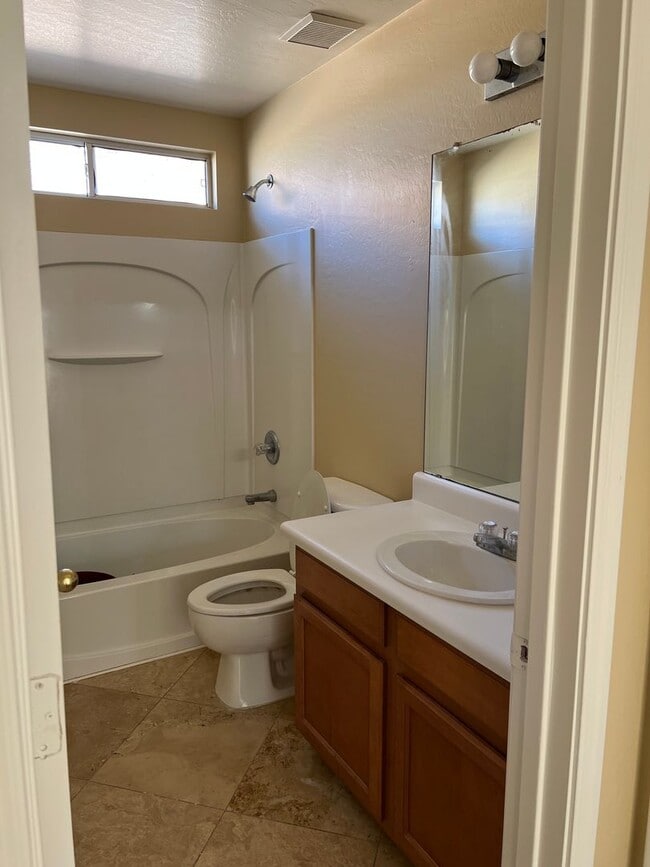Building Photo - Gilbert rental