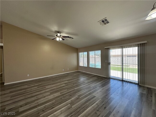 Building Photo - 1616 Watercreek Dr