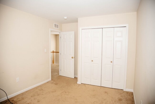 Building Photo - 746 Mt Gretna Rd