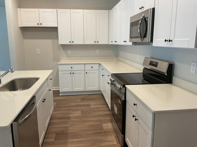 Building Photo - 508 Cambria Dr