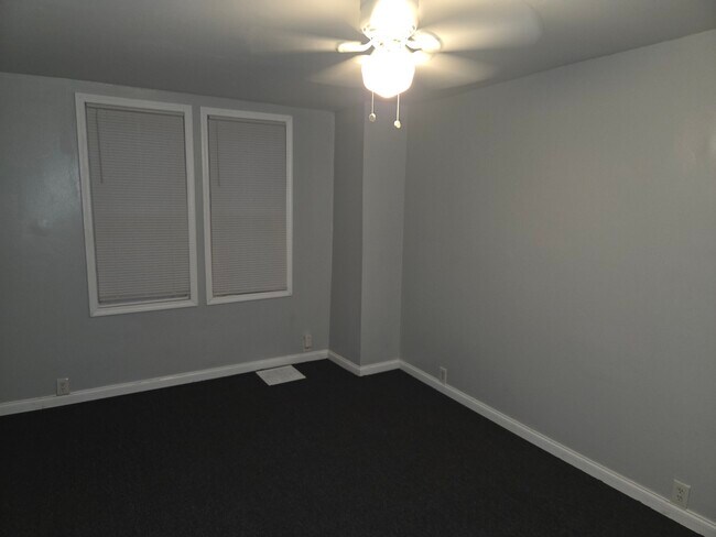 Building Photo - 2401 41st St