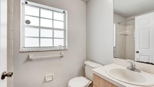Building Photo - 8071 Stirrup Cay Ct