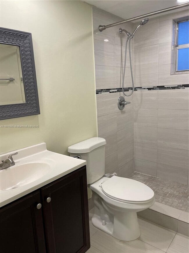 Building Photo - 14150 SW 84th St