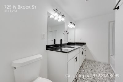Building Photo - 725 W Brock St