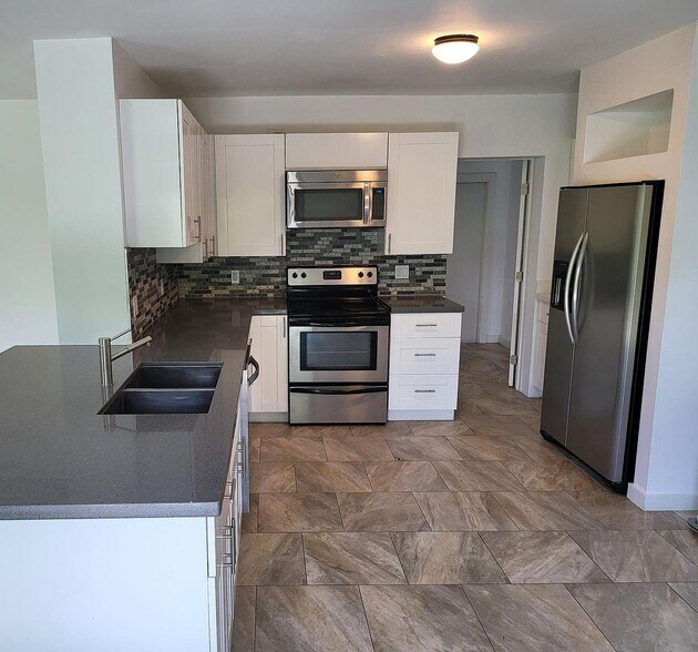 Building Photo - 8575 SW 125th St