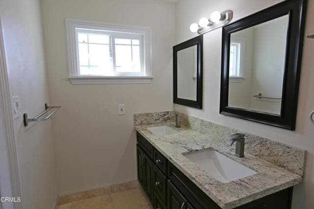 Building Photo - 529 N El Molino St