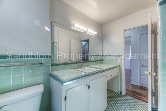 Building Photo - For Lease | Midtown Tulsa | Available Now!