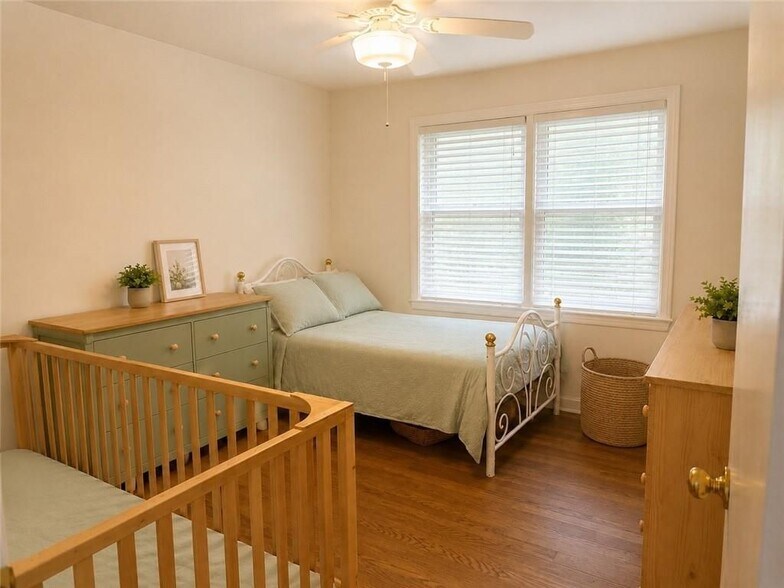 Building Photo - 505 Forest Hills Dr