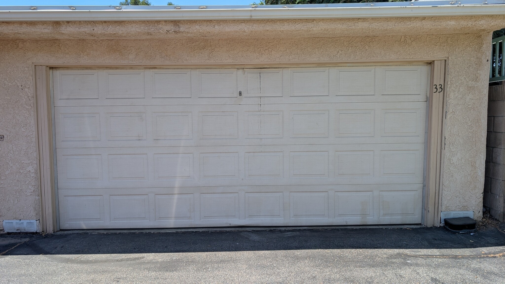 Two Car Garage - 10125 De Soto Ave