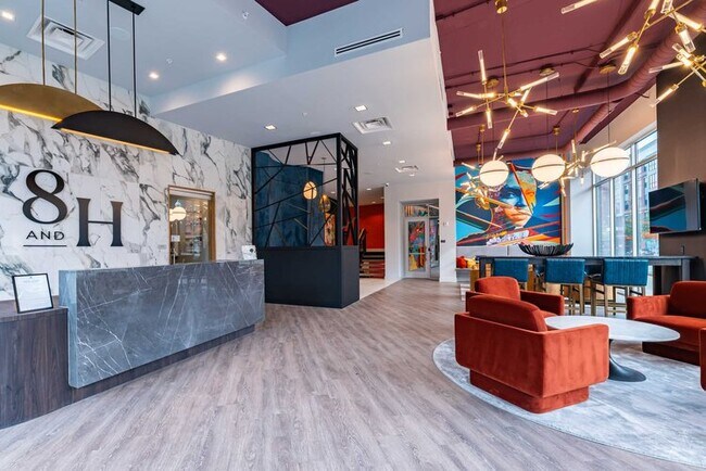 Building Photo - 1454 N High St