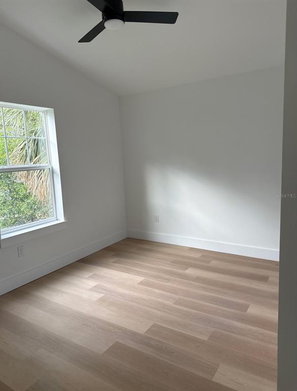 Building Photo - 2333 W Beach St