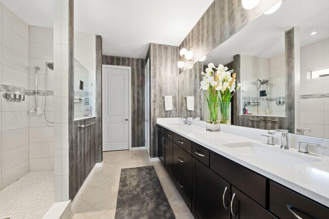 Building Photo - 1512 Bursera Ter