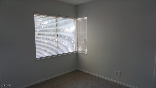 Building Photo - 9428 Aspen Glow Dr
