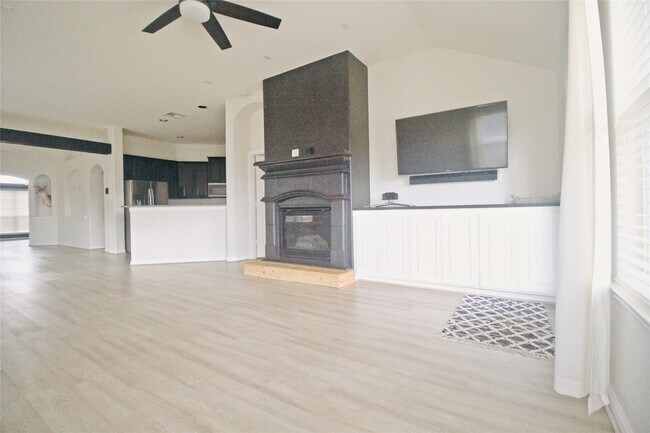 Building Photo - 20115 Towering Cypress Dr