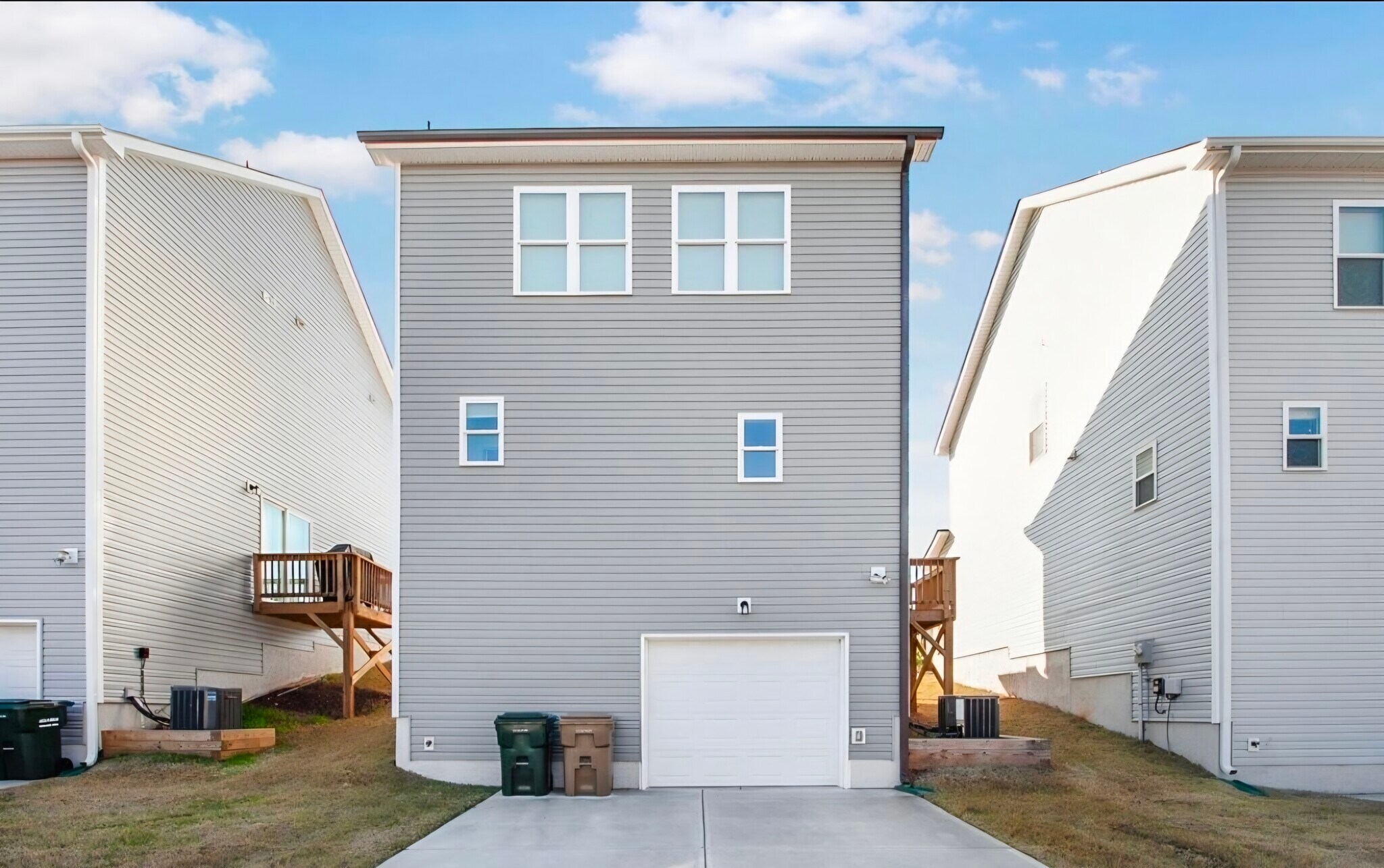 Building Photo - 111 Rosemary St